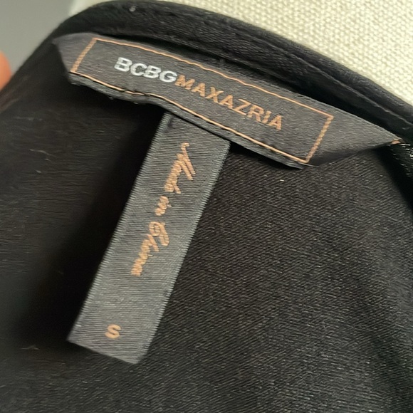 BCBG maxAzria tshirt - Picture 4 of 4